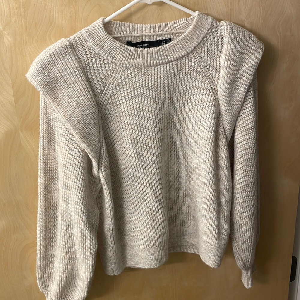 Puff sleeve knit sweater